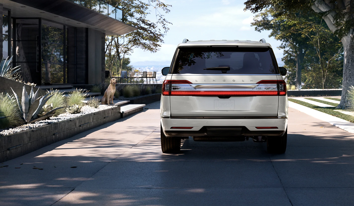 The Rear of the 2021 Navigator